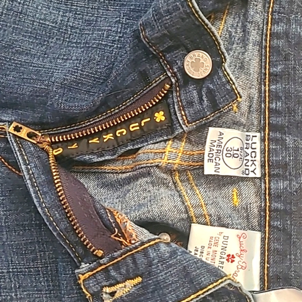 LUCKY BRAND JEANS